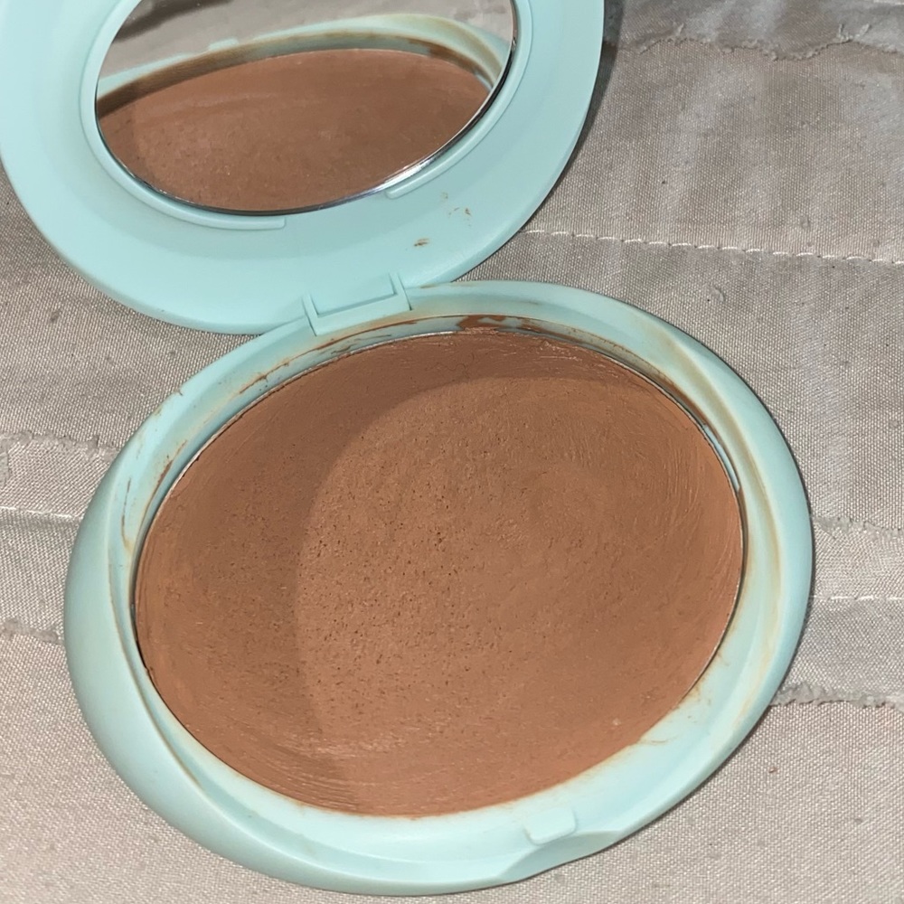 Tarte cream bronzer